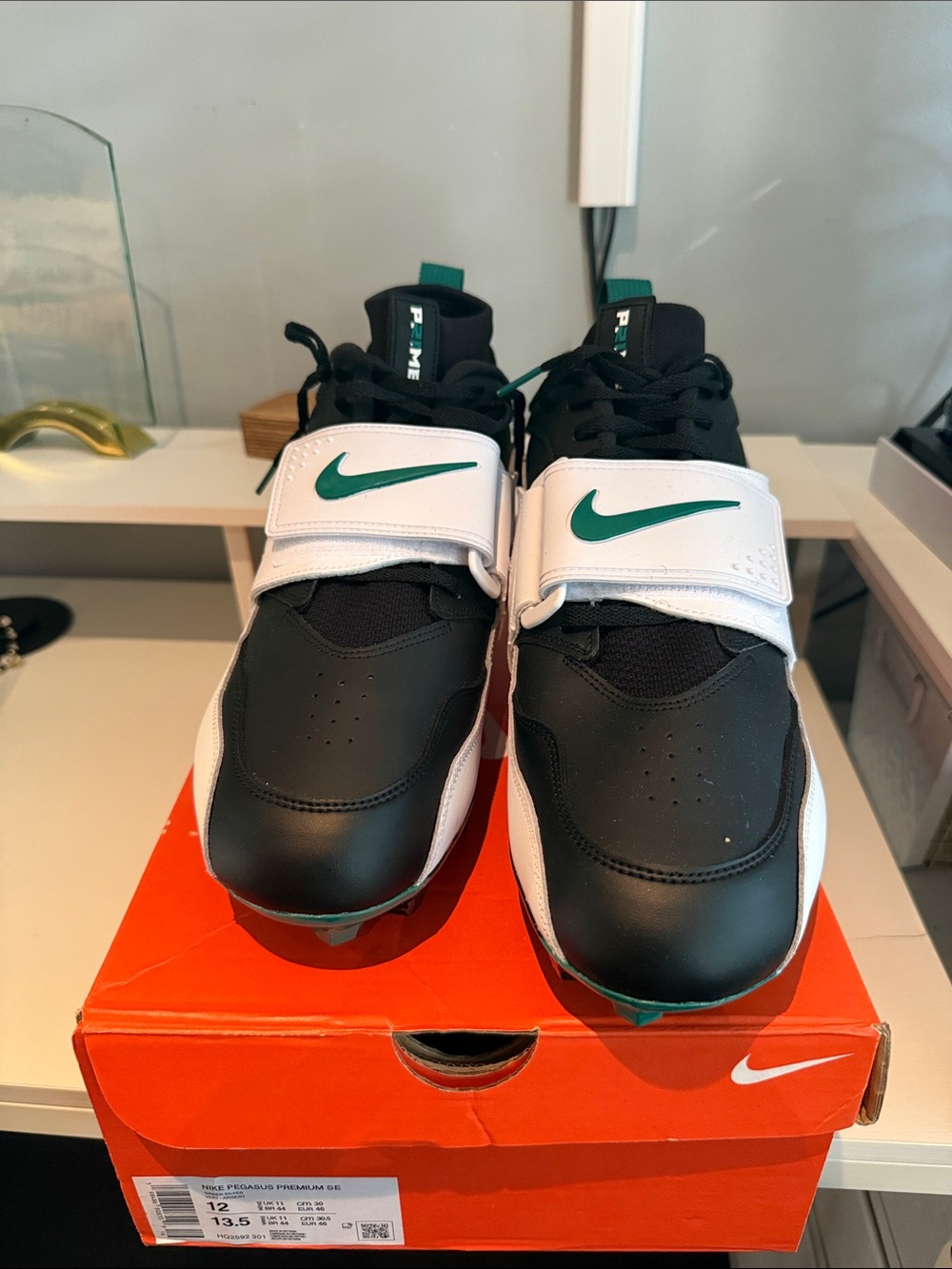 Men's Nike Diamond Turf 93 TD Molded Football Cleats